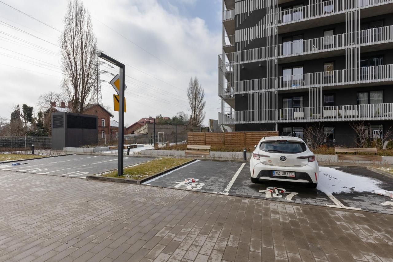 Stacja Wola Apartments With Parking By Noclegi Renters Varsóvia Exterior foto